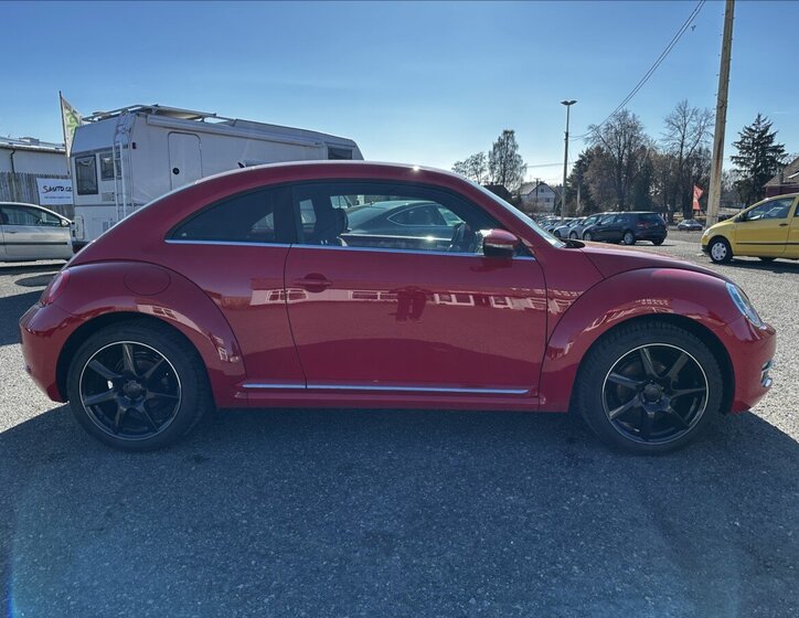 Volkswagen Beetle Hatchback 1,2 l 77 kw