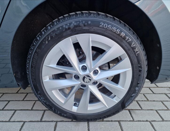 Škoda Octavia Kombi 2,0 l 85 kw