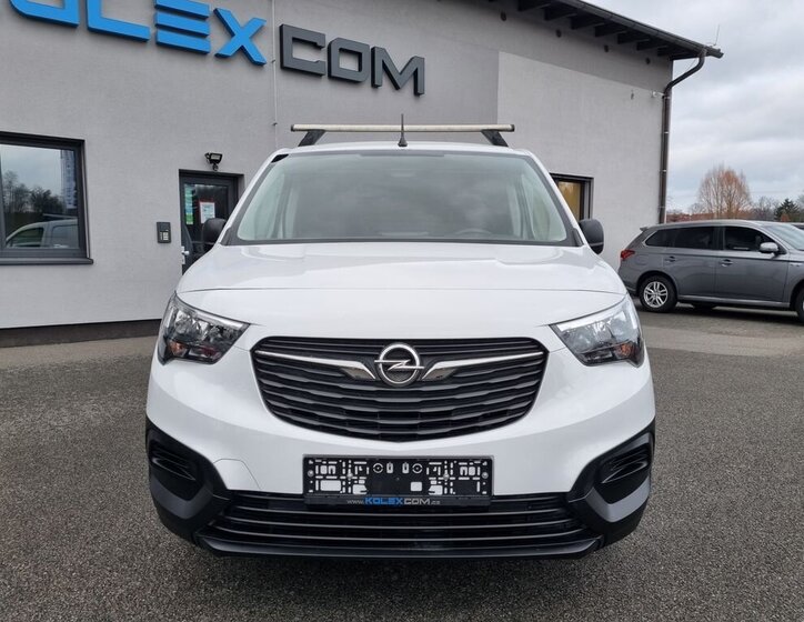 Opel Combo Skříň 1,5 l 96 kw