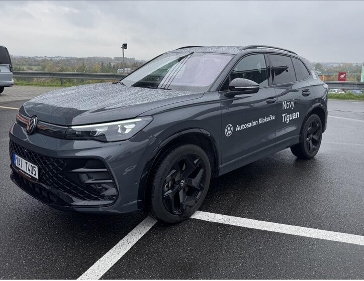 Volkswagen Tiguan 1