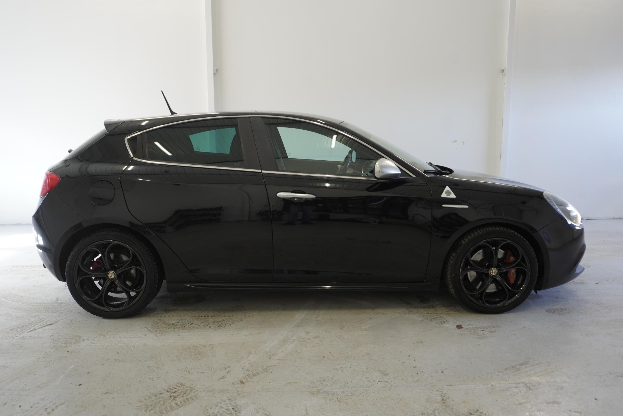 Alfa Romeo Giulietta Hatchback 1,7 l 173 kw