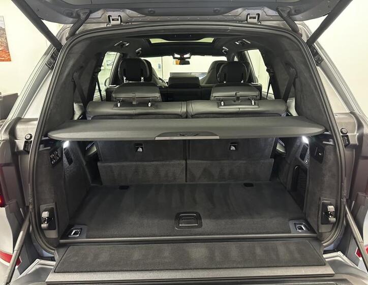 BMW X7 18