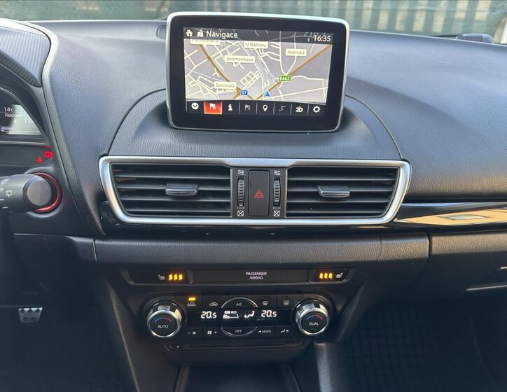 Mazda 3 Hatchback 2,0 l 88 kw