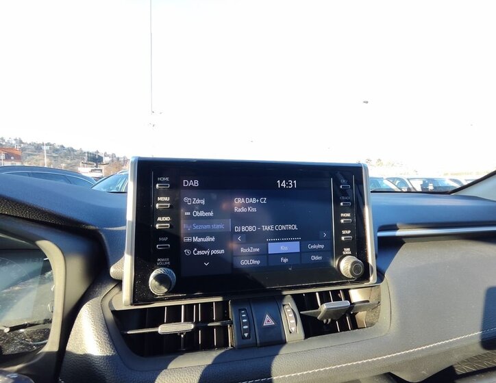 Toyota RAV4 SUV 2,5 l 163 kw