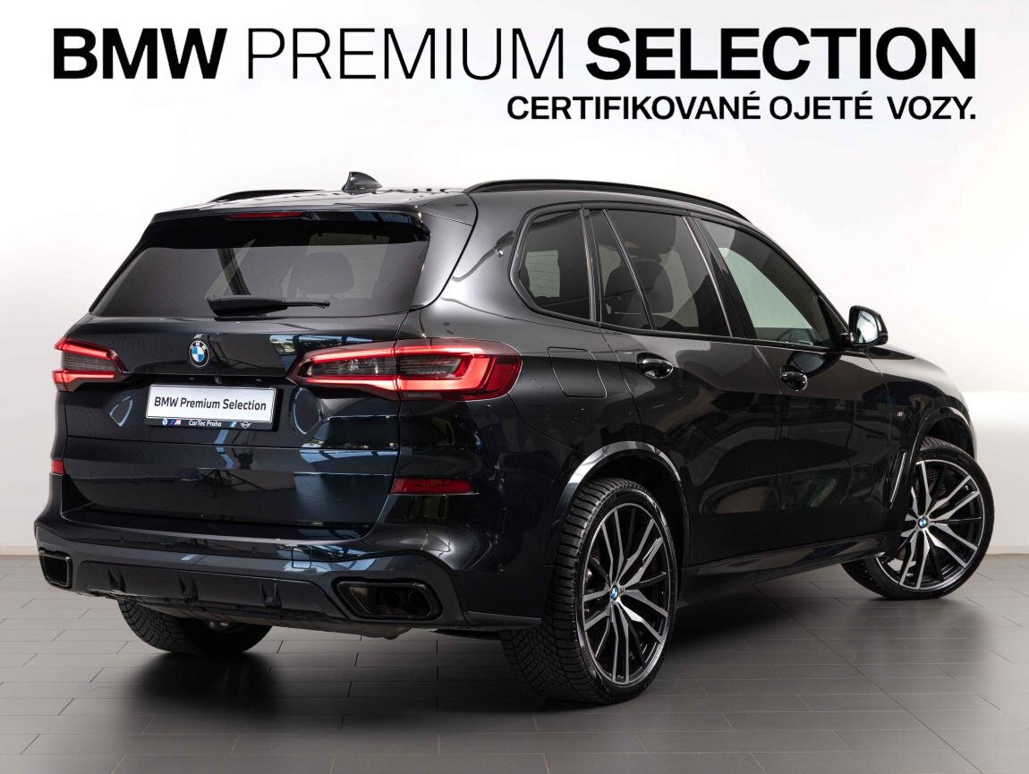 BMW X5 SUV / Terénní 4,4 l 390 kw