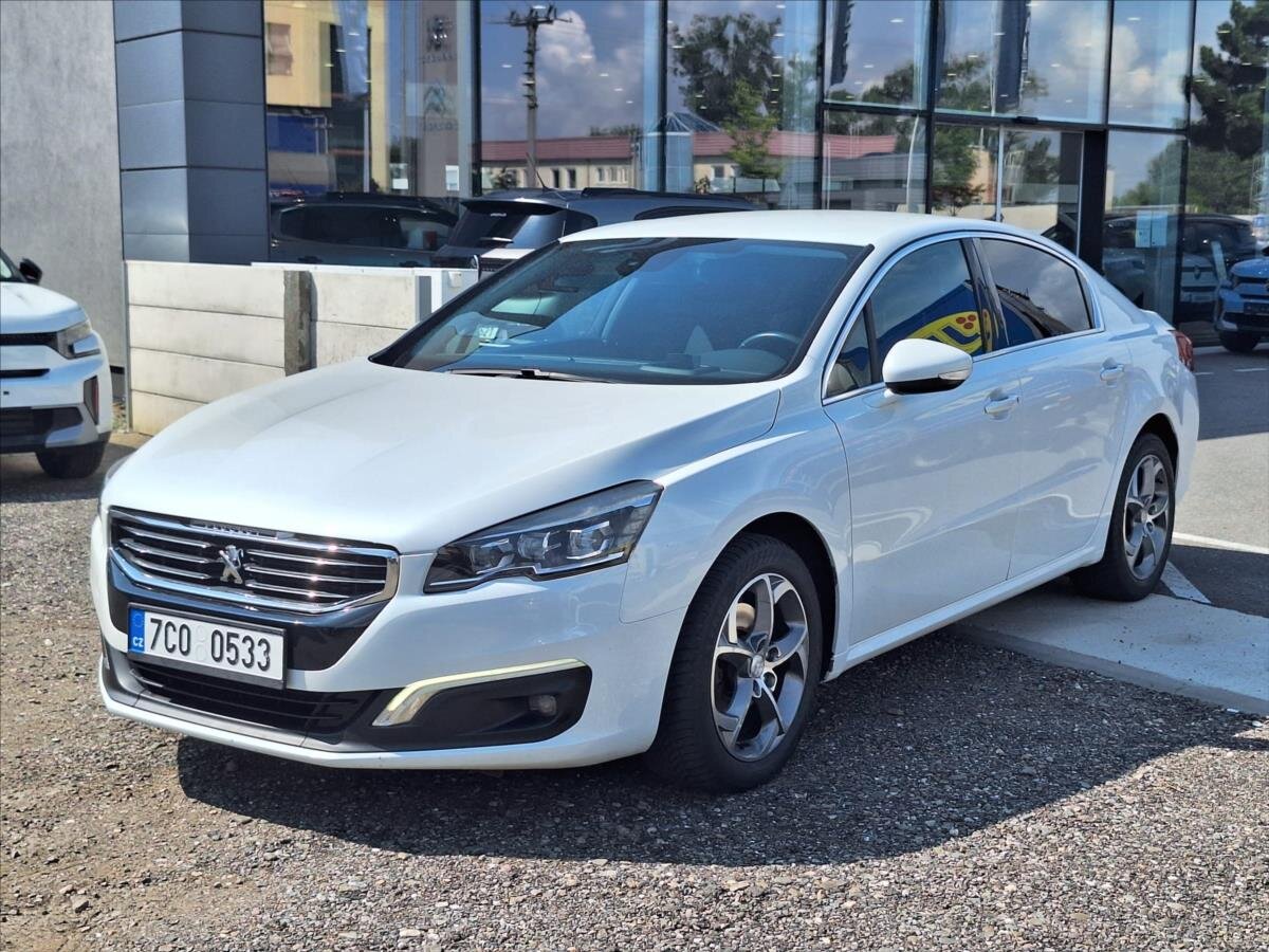Peugeot 508 Sedan / Limuzína 2,0 l 120 kw