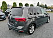 Volkswagen Touran 5