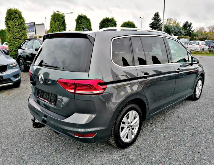 Volkswagen Touran 5