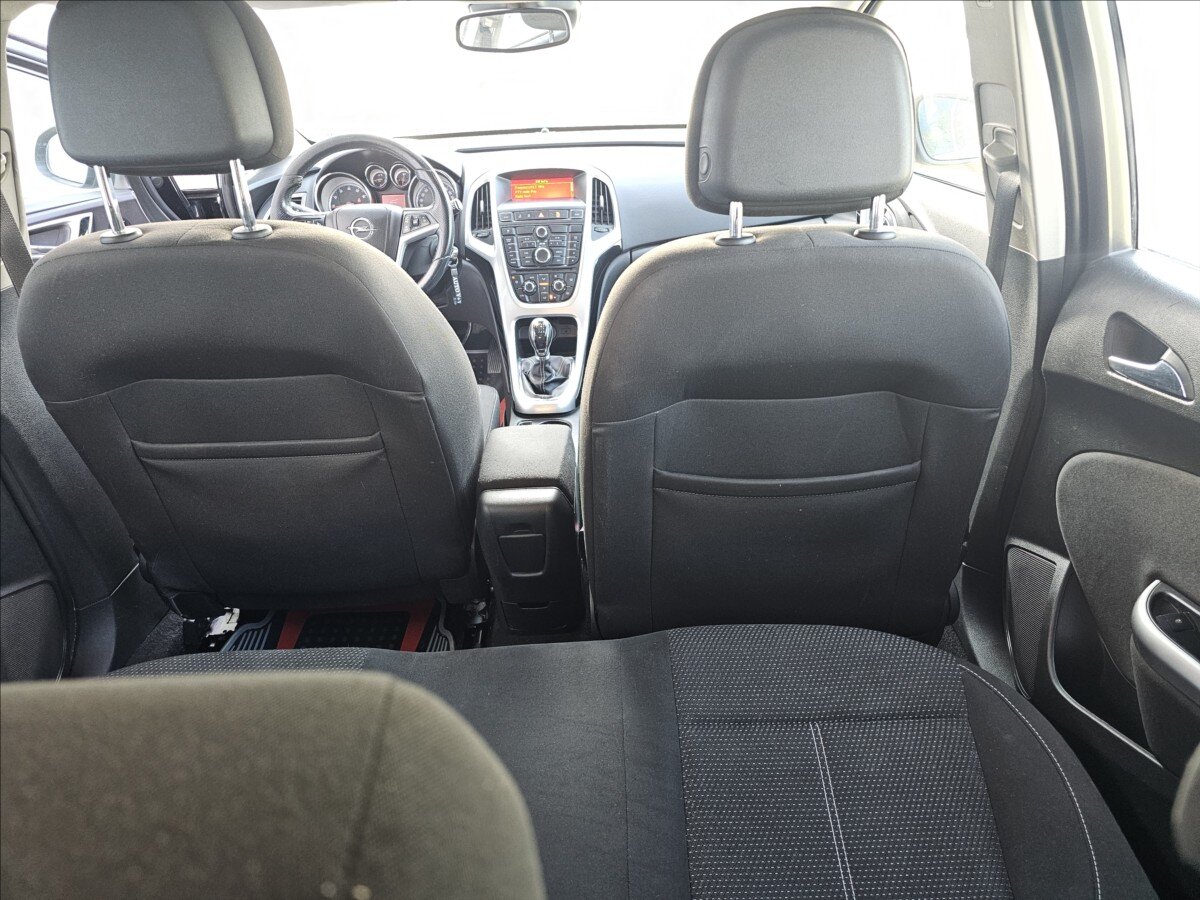 Opel Astra Hatchback 1,6 l 132 kw