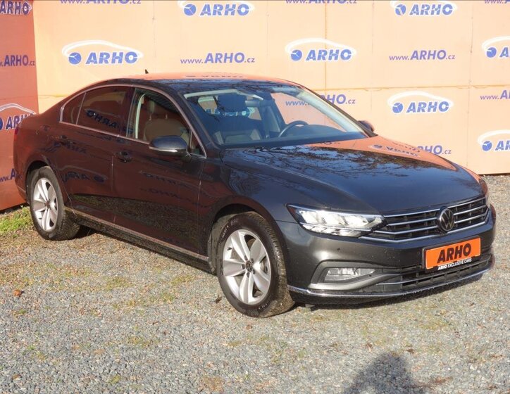 Volkswagen Passat Sedan 2,0 l 110 kw