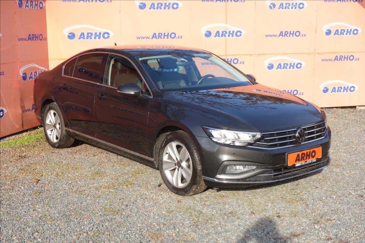 Volkswagen Passat Sedan 2,0 l 110 kw