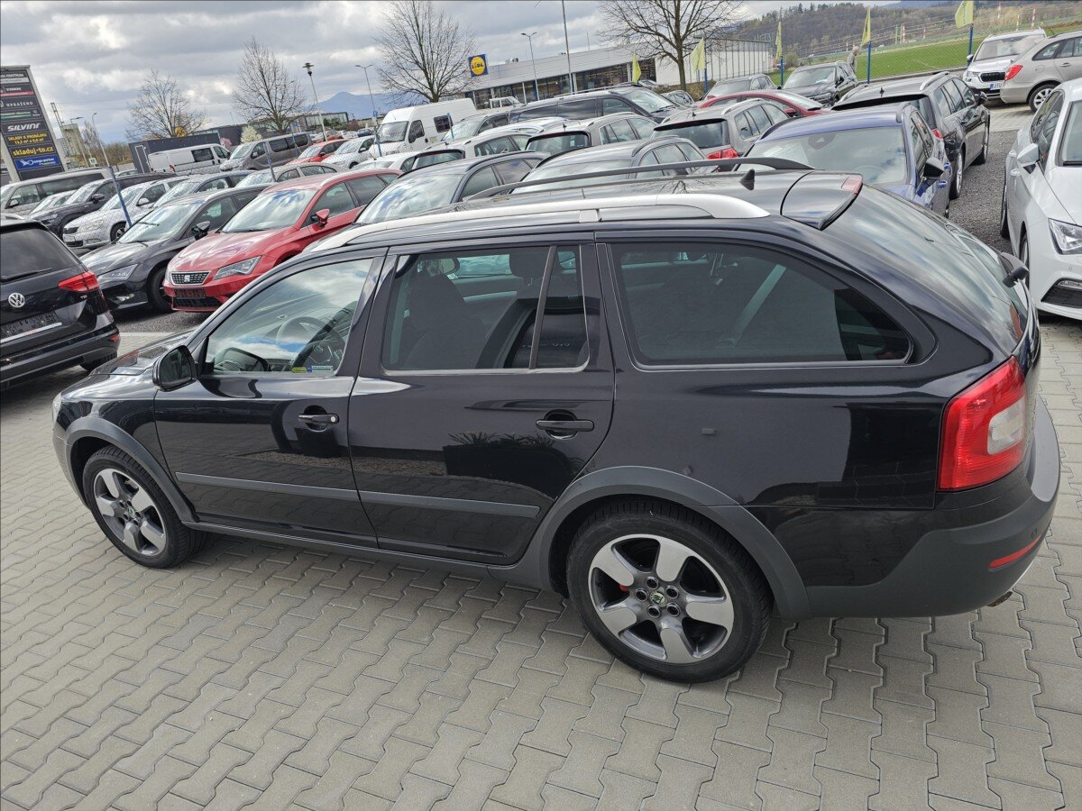 Škoda Octavia Kombi 2,0 l 103 kw