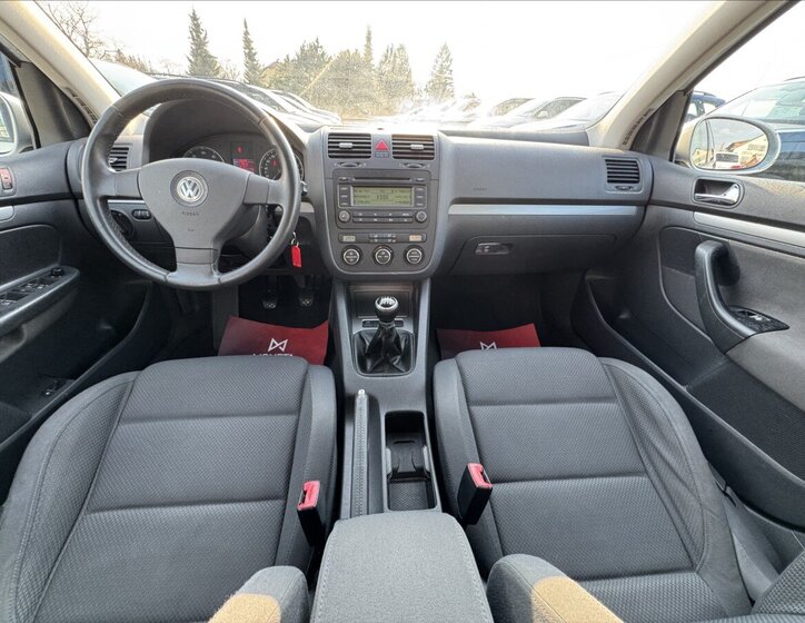 Volkswagen Golf Hatchback 1,6 l 85 kw