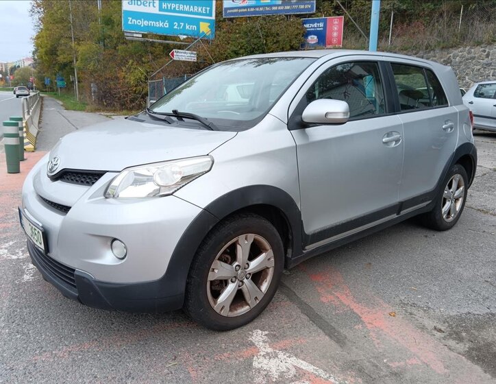 Toyota Urban Cruiser Hatchback 1,4 l 66 kw