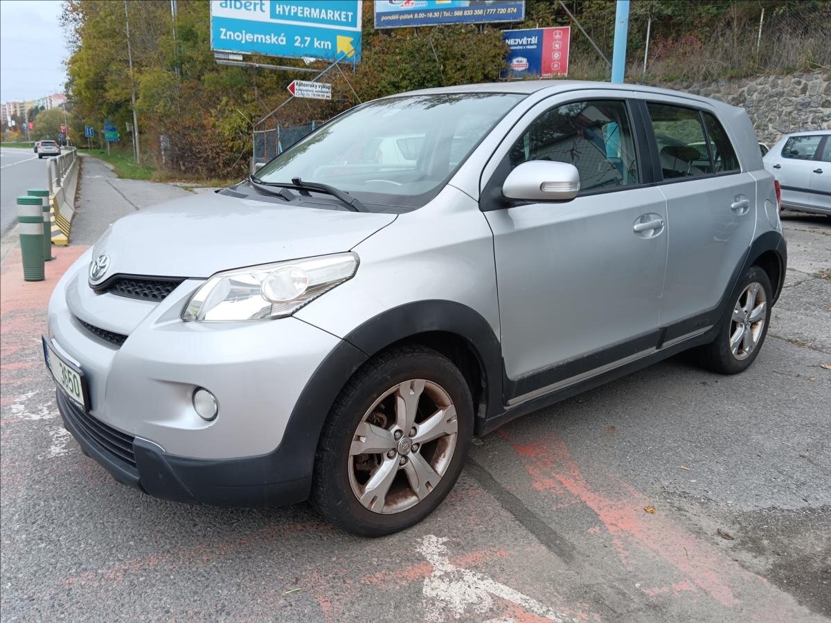 Toyota Urban Cruiser Hatchback 1,4 l 66 kw