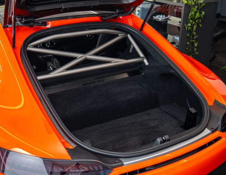 Mercedes-Benz AMG GT 16