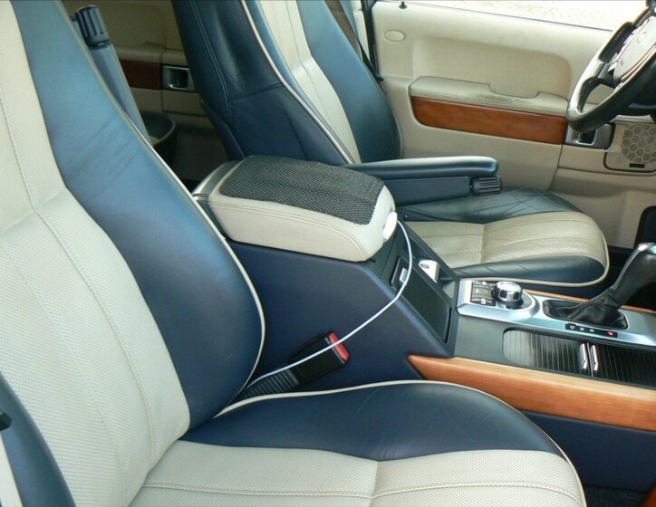 Land Rover Range Rover Ostatní 3,6 l 200 kw