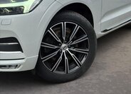 Volvo XC60 SUV / Terénní 2,0 l 145 kw