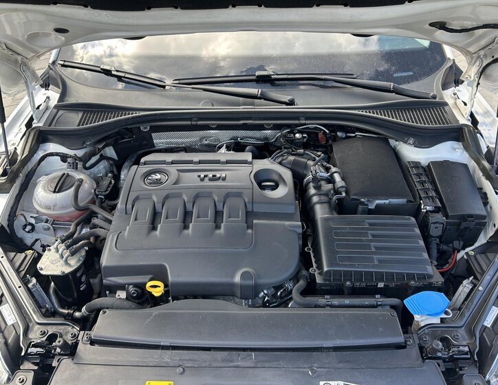 Škoda Superb Kombi 2,0 l 110 kw