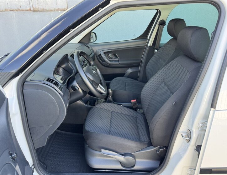 Škoda Roomster Kombi 1,2 l 63 kw