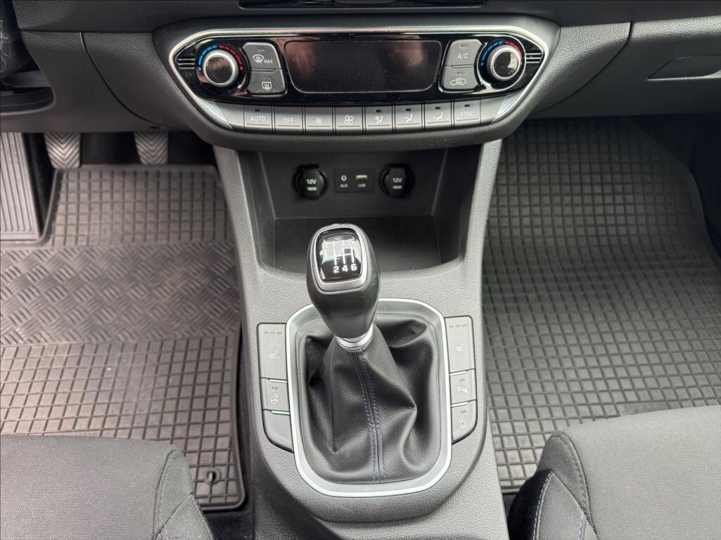 Hyundai i30 Kombi 1,4 l 103 kw