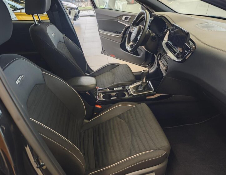 KIA XCeed Hatchback 1,5 l 103 kw