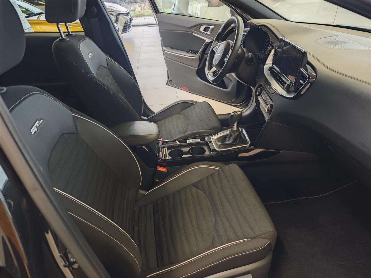 KIA XCeed Hatchback 1,5 l 103 kw