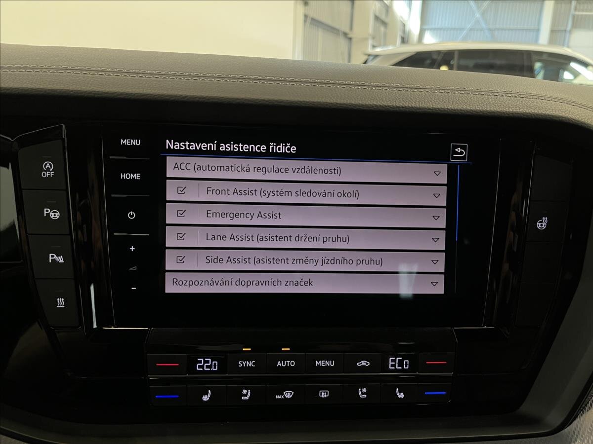 Volkswagen Touareg SUV / Terénní 4,0 l 310 kw