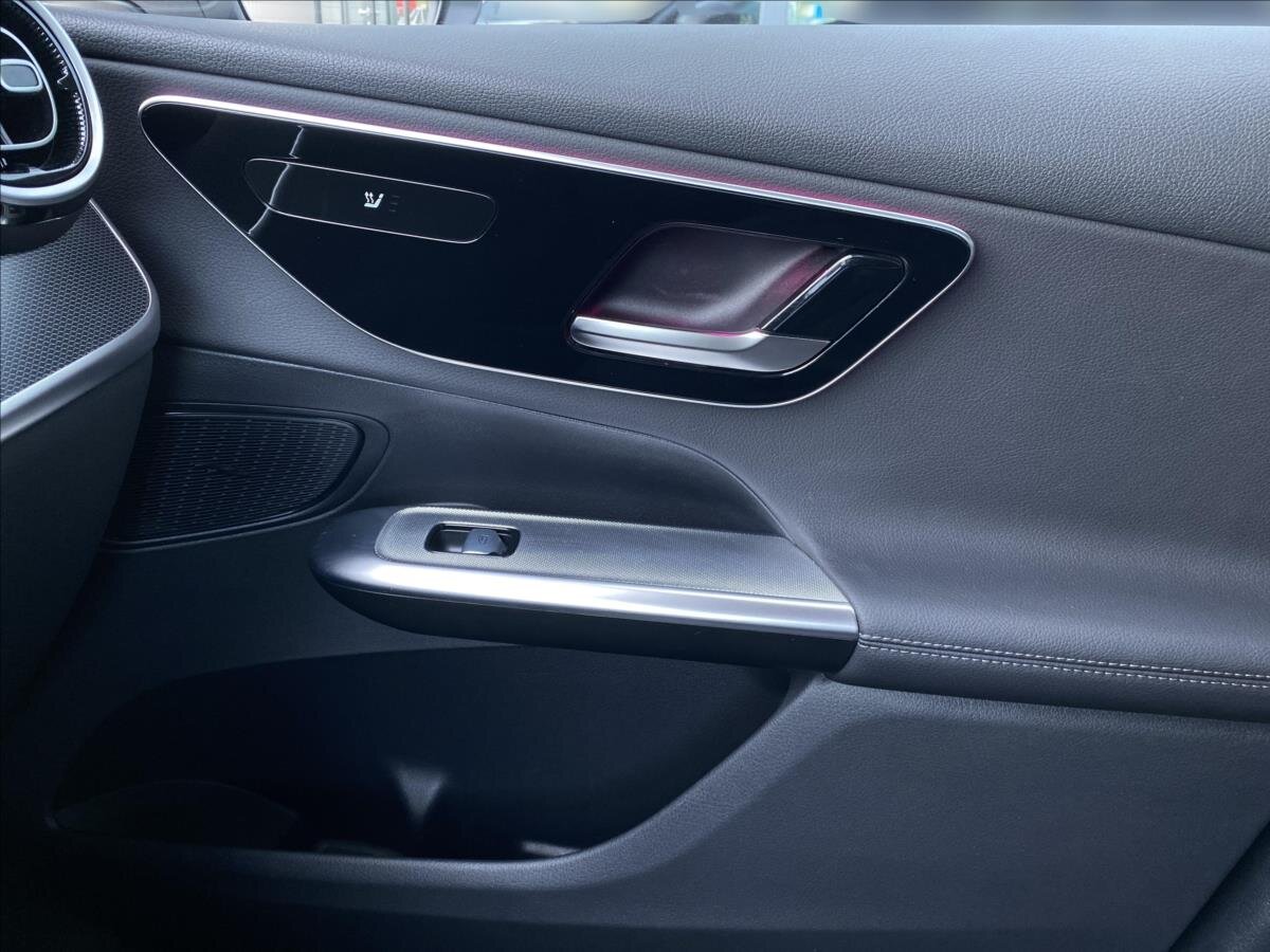 Mercedes-Benz GLC SUV 2,0 l 145 kw