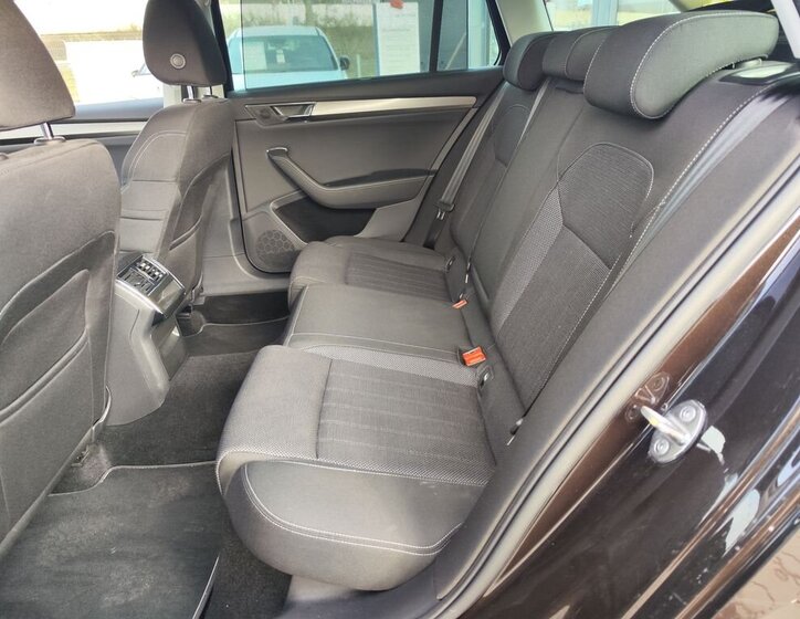 Škoda Superb Kombi 2,0 l 110 kw