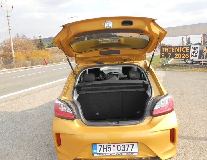 Mitsubishi Space Hatchback 1,2 l 59 kw