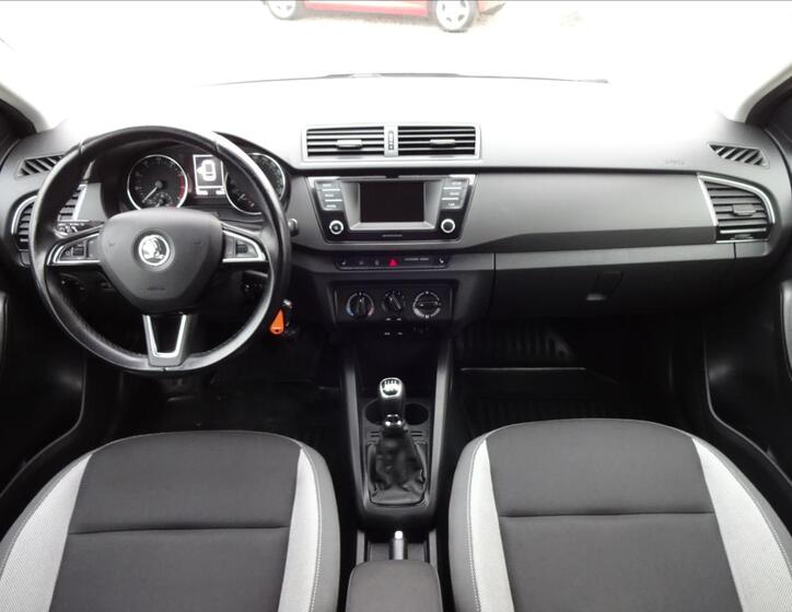 Škoda Fabia 32
