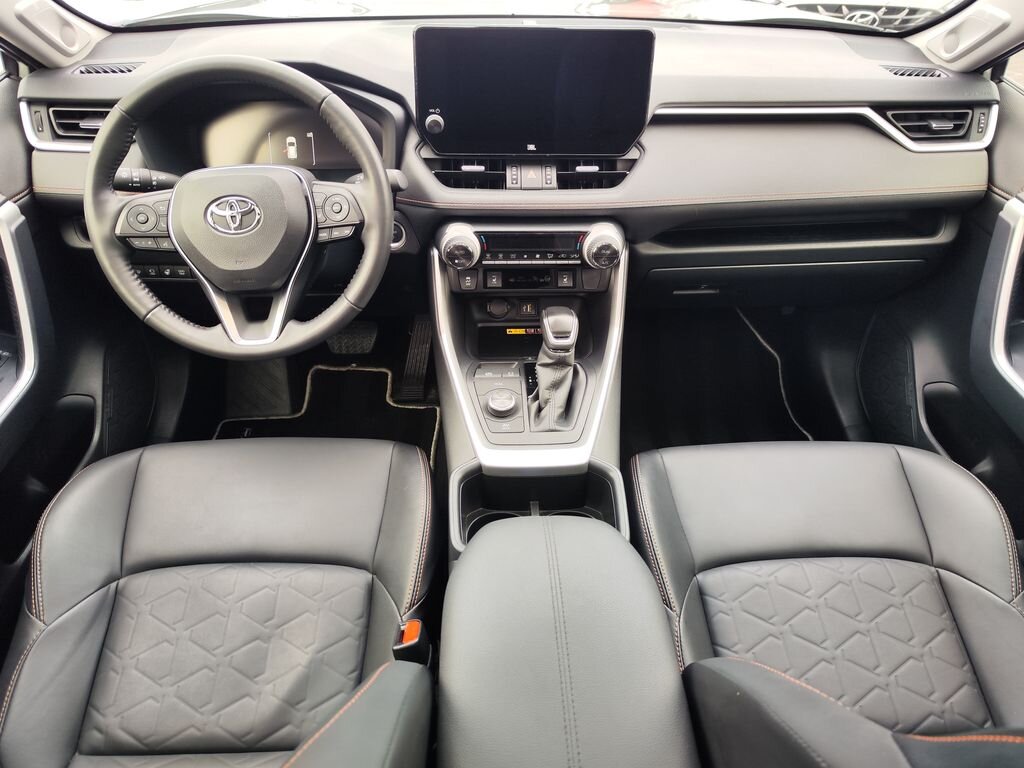 Toyota RAV4 Kombi 2,5 l 131 kw