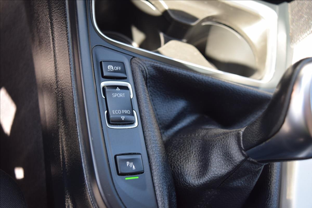 BMW Řada 3 Kombi 2,0 l 105 kw