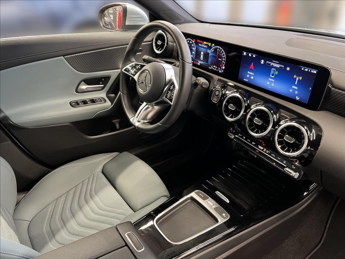 Mercedes-Benz CLA Kupé 1,3 l 120 kw