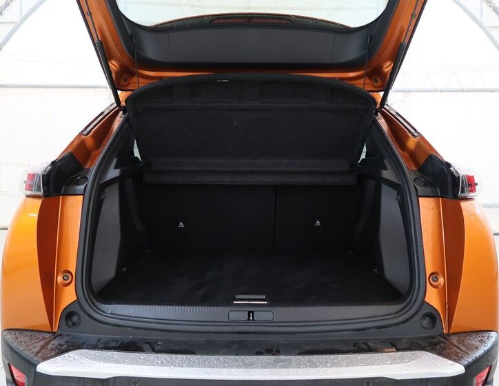 Peugeot 2008 SUV 1,2 l 74 kw