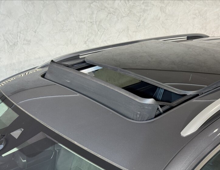 Volkswagen Tiguan Allspace SUV / Terénní 2,0 l 110 kw