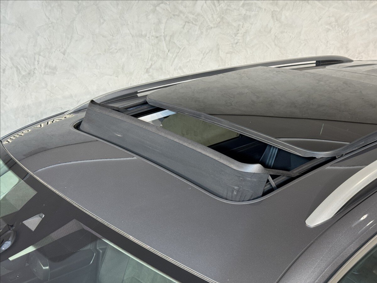 Volkswagen Tiguan Allspace SUV / Terénní 2,0 l 110 kw