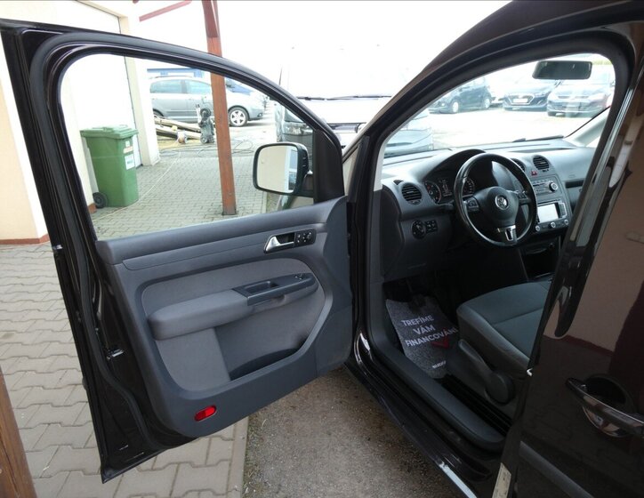 Volkswagen Caddy Kombi 1,6 l 75 kw