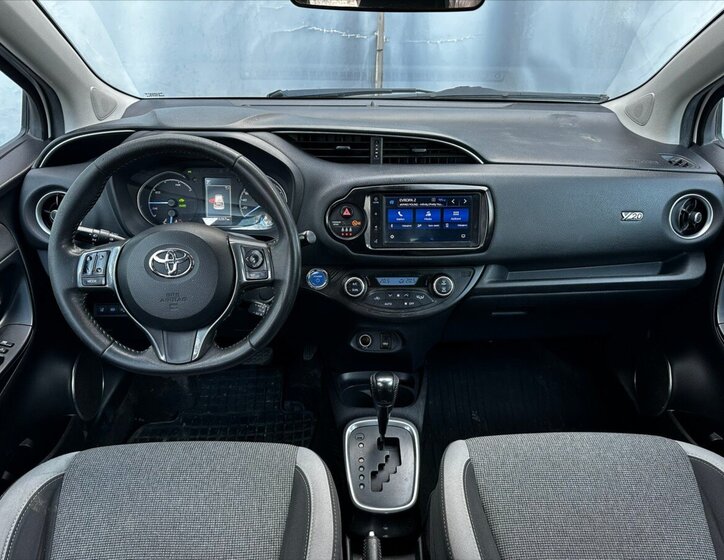 Toyota Yaris Kombi 1,5 l 54 kw