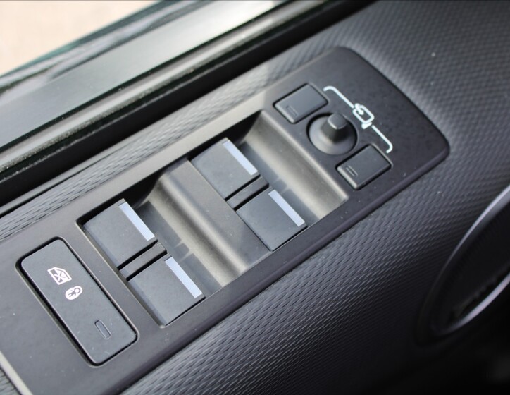 Land Rover Discovery 34