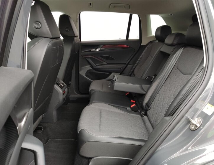 Volkswagen Tiguan SUV / Terénní 1,5 l 110 kw