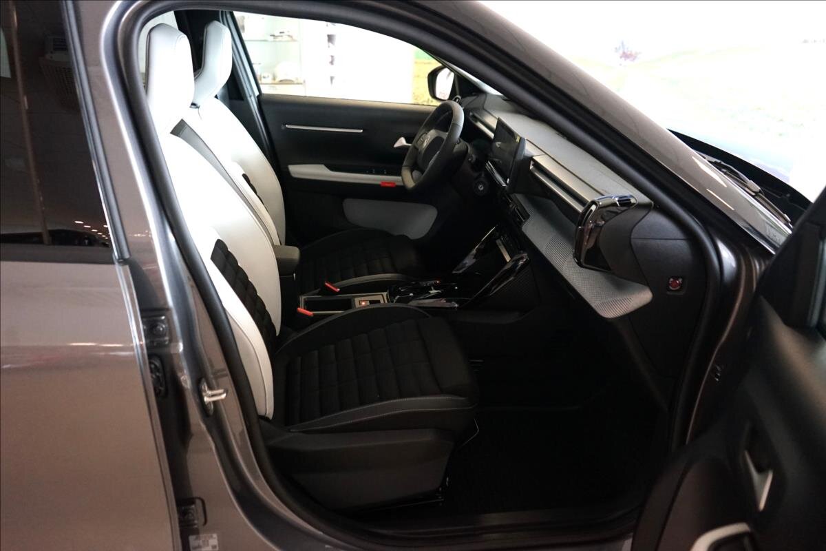 Citroën C3 Aircross SUV / Terénní 1,2 l 107 kw