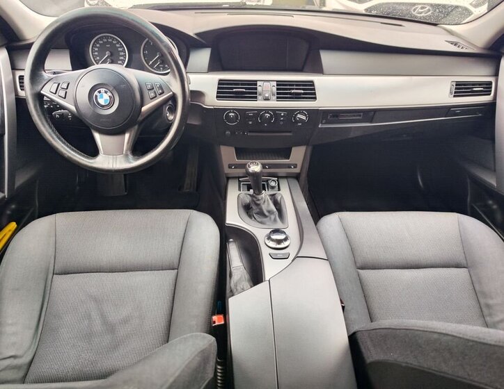 BMW Řada 5 Kombi 2,5 l 130 kw