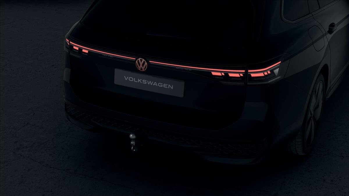 Volkswagen Passat Kombi 2,0 l 195 kw