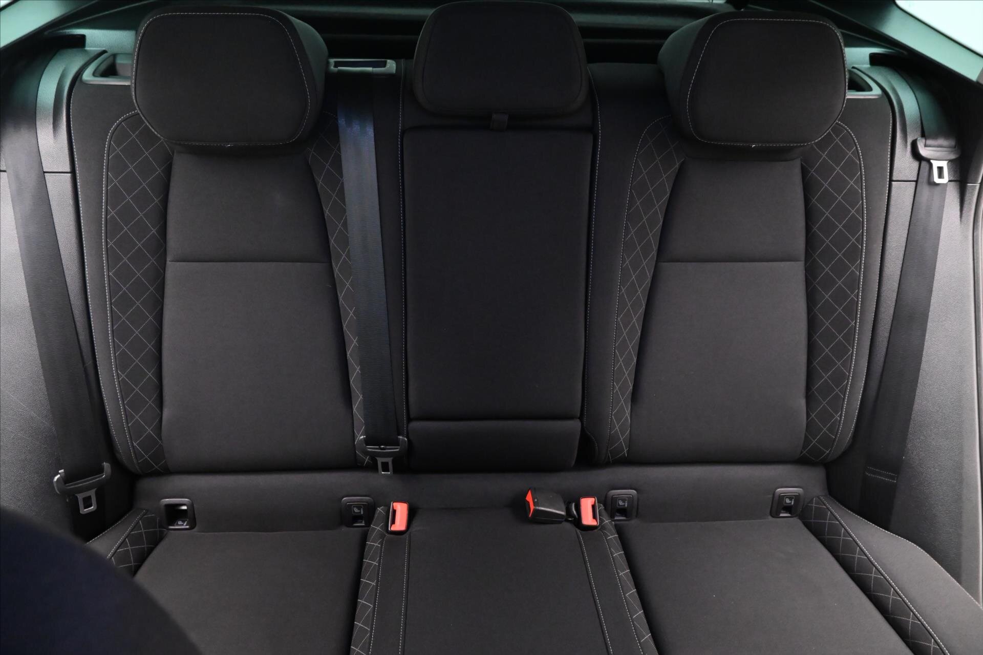 Škoda Karoq SUV / Terénní 2,0 l 110 kw