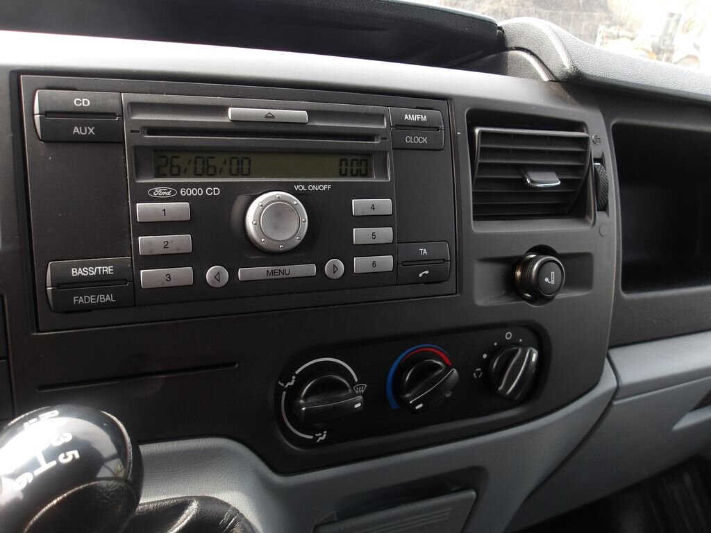 Ford Transit Skříň 2,2 l 63 kw