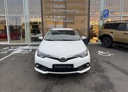 Toyota Auris 4