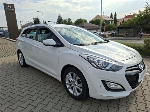 Hyundai i30 Kombi 1,6 l 88 kw