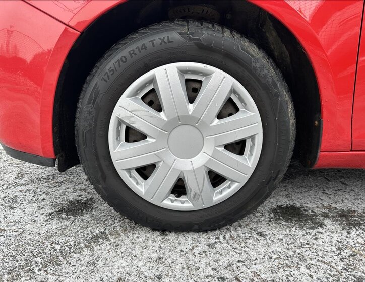 Škoda Roomster MPV 1,4 l 63 kw